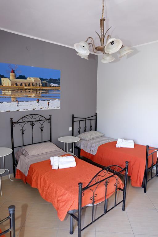 Conte Agostino Pepoli Apartment Трапани Екстериор снимка